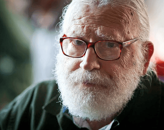 Έφυγε ο Κώστας Φινές