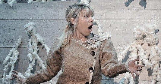 Μια πρωτότυπη «ραφή» για τη Σταχτοπούτα