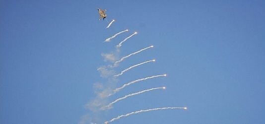 Δώστε στο λαό F-16
