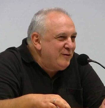 Ρ. Ρινάλντι στο Radio 9,84: Να πούμε όχι στο στραγγαλισμό της χώρας από την τρόικα, δεν μπορούν να μας σβήσουν από το χάρτη!