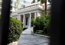 Σκάνδαλα παντού…
