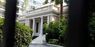 Σκάνδαλα παντού…