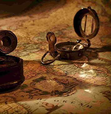 Η κοιλιά της Ιστορίας συσπάται