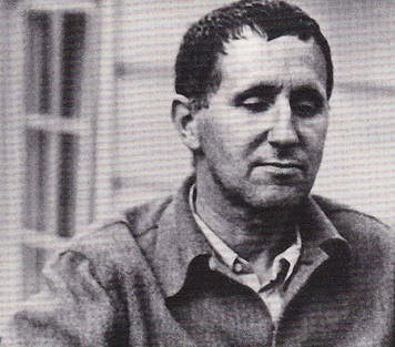 Με όχημα την ποίηση: Μπέρτολτ Μπρεχτ (1898-1956)