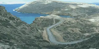 Φουντώνουν οι αντιδράσεις για την «επένδυση» στη Μονή Τοπλού