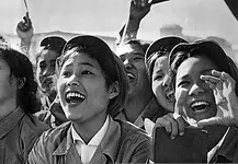 Το Κόκκινο βιβλιαράκι του Μάο: Η επανάσταση ξεκινάει από τη γνώση!