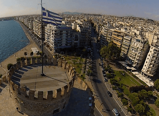 «Γύπες» πάνω από την πόλη