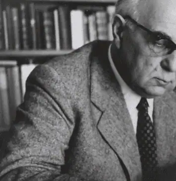 Με όχημα την ποίηση: Γιώργος Σεφέρης (1900-1971)