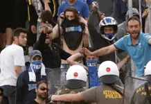 Στα γήπεδα η κοινωνία αναστενάζει