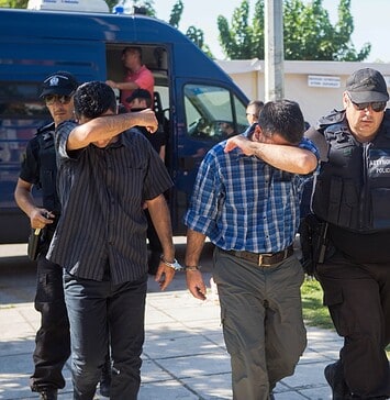 Για την έκδοση των οκτώ Τούρκων στρατιωτικών