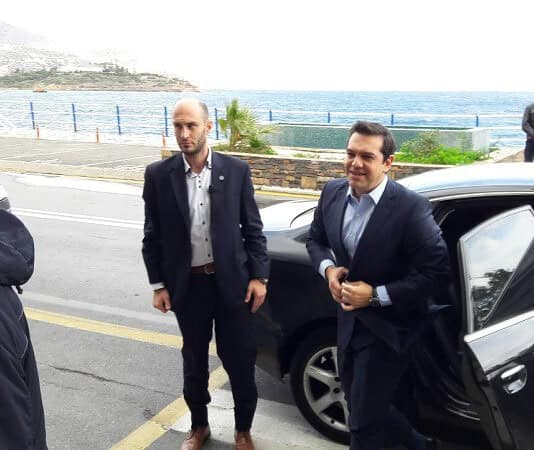 Αφιέρωμα στο «καμάρι» μας τον Τσίπρα *