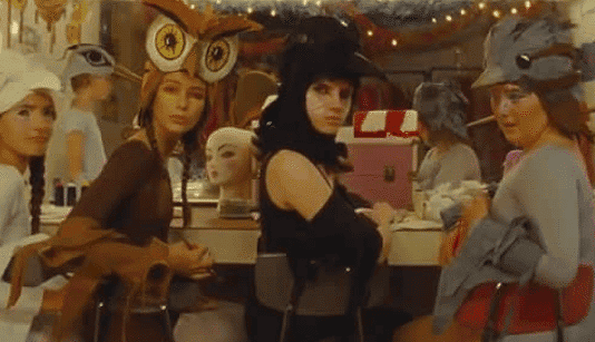 Προβολές «Μόλις πριν το καλοκαίρι» στο κτίριο 11δ