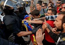 Μεταξύ ισχύος και λογικής, ο αγώνας στην Καταλονία