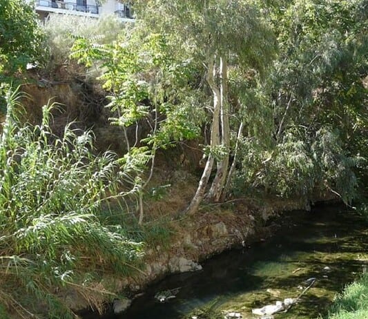Ν. Φιλαδέλφεια | Συζήτηση για το ρέμα του Ποδονίφτη