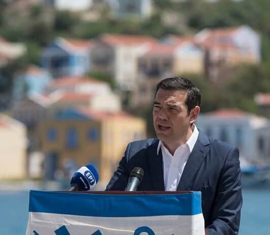 Σιωπές και πανηγύρια