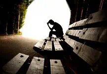 Εγκαταλειμμένοι και μόνοι