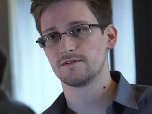 Έντουαρντ Σνόουντεν: Το μεγάλο φακέλωμα