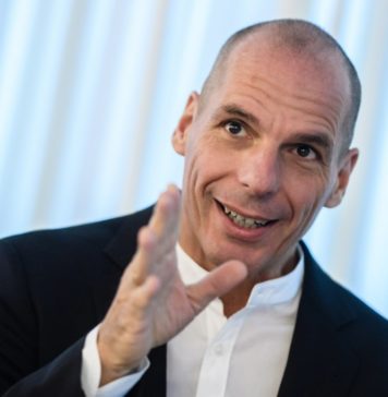 Βαρουφάκης: «Κοινή λογική» ή «αμερικανιά»;