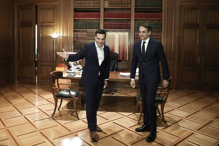 https://edromos.gr/wp-content/uploads/2019/07/tsipras-mhtsotakhs-1.jpg