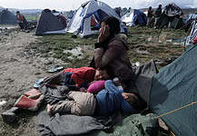 Πληθαίνουν οι «Μόριες» στην Ελλάδα