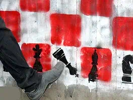 Ερίκ Ζεμούρ, ή η διαρκής εκτροπή της ατζέντας