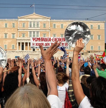 Πλατείες 2011: Σκοπιμότητες και Παραχαράξεις