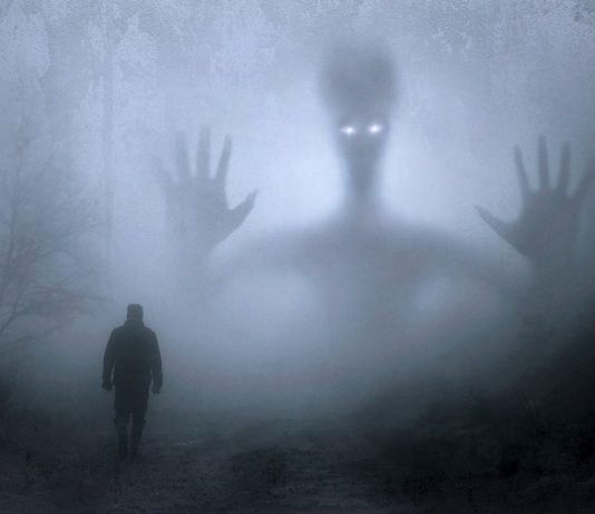 Σε σκοτεινούς καιρούς πρέπει να ονειρευόμαστε με ανοικτά τα μάτια