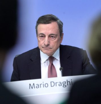 Πολλοί ύμνοι για το τίποτα