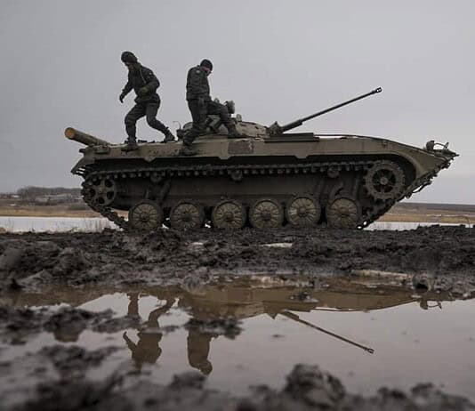 To διεθνές σύστημα μπαίνει σε επιταχυνόμενη μετάβαση