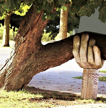 «Γιατ’ έχω κι άλλη γλώσσα;»