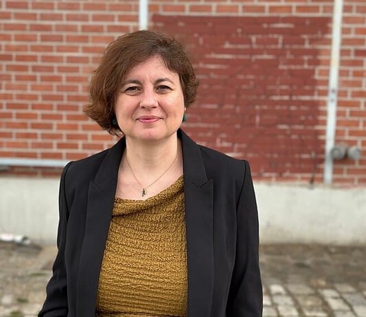 Ελίνα Ψύκου, σκηνοθέτης: «Αδέσποτα κορμιά»