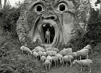 Ο Κανένας, το Χάος και η αλλαγή φρουράς