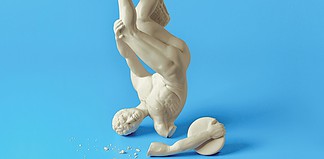 «Αλλαγές φρουράς» για να «μείνουν όλα ίδια»