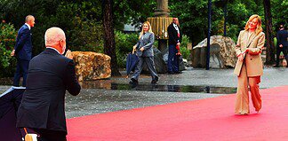 Η νοοτροπία της υποτέλειας