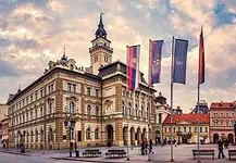 Χάγη καλεί Σερβία (στη σωστή πλευρά;)