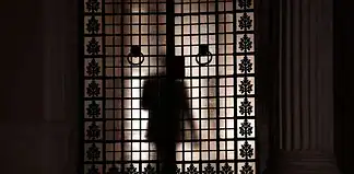 Οργανωμένο θεσμικό παρακράτος με τις ευλογίες Μαξίμου