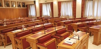 Οι ευλογημένοι του Θεού και του πρωθυπουργού