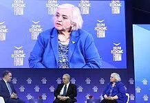 Μόνιμη υφυπουργός ή μόνιμη πολιτική επιλογή;