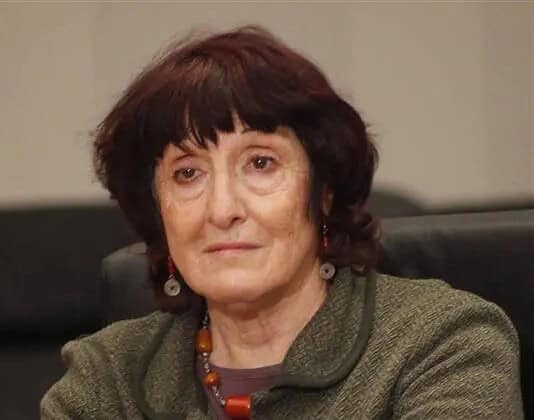 Έφυγε η Ελένη Πορτάλιου