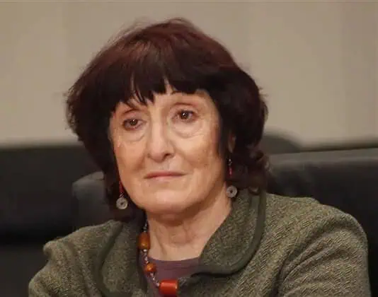 Έφυγε η Ελένη Πορτάλιου