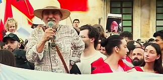 Ο Φατός Λιουμπόνια μιλά στον Δρόμο: «Η διαμαρτυρία στην Αλβανία δεν είναι μόνο ένα οικολογικό κίνημα»